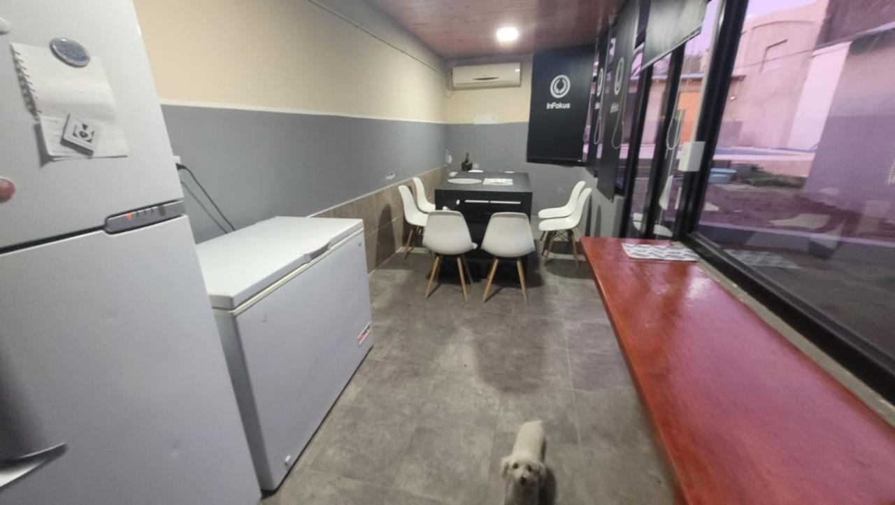 Habitacion Privada En Casa Particular Con Bano Y Espacios En Comun Compartidos- Precios Para 2 Personas 13000 Pesos Argentinos - 1 Persona 7500 Por Noche Concordia Bagian luar foto